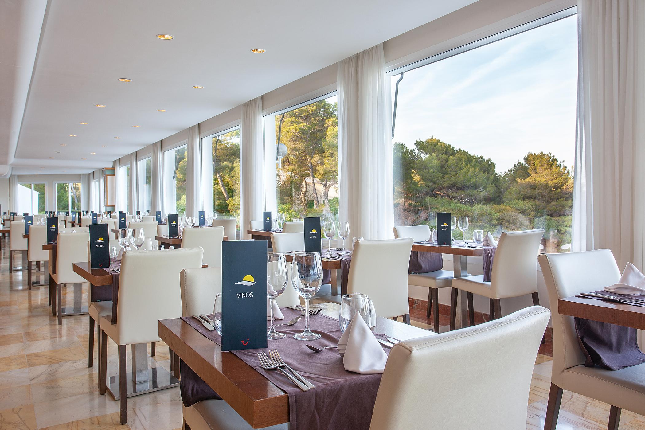 Grupotel Aguait Resort & Spa - Adults Only Cala Ratjada  Bagian luar foto