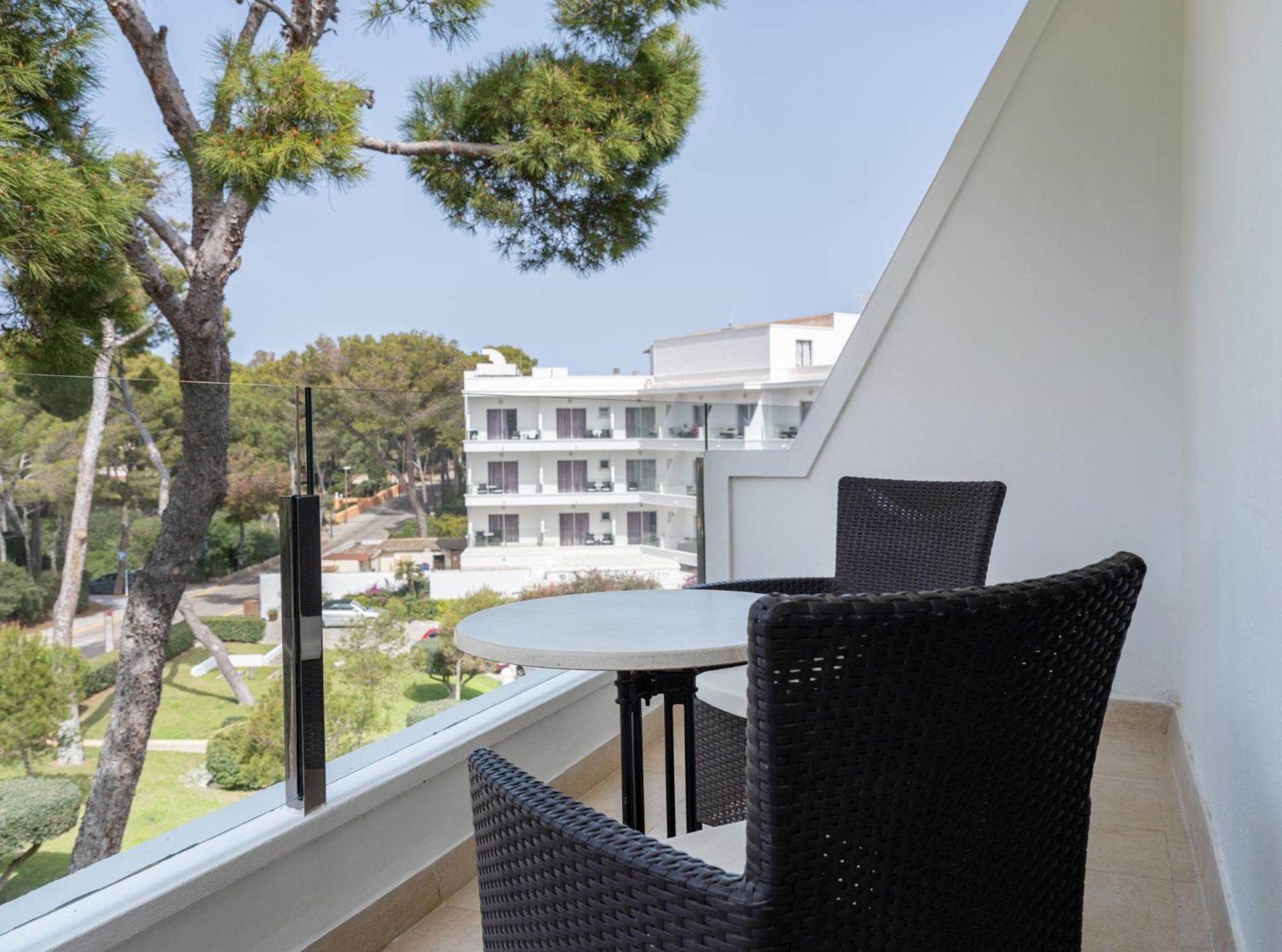 Grupotel Aguait Resort & Spa - Adults Only Cala Ratjada  Bagian luar foto
