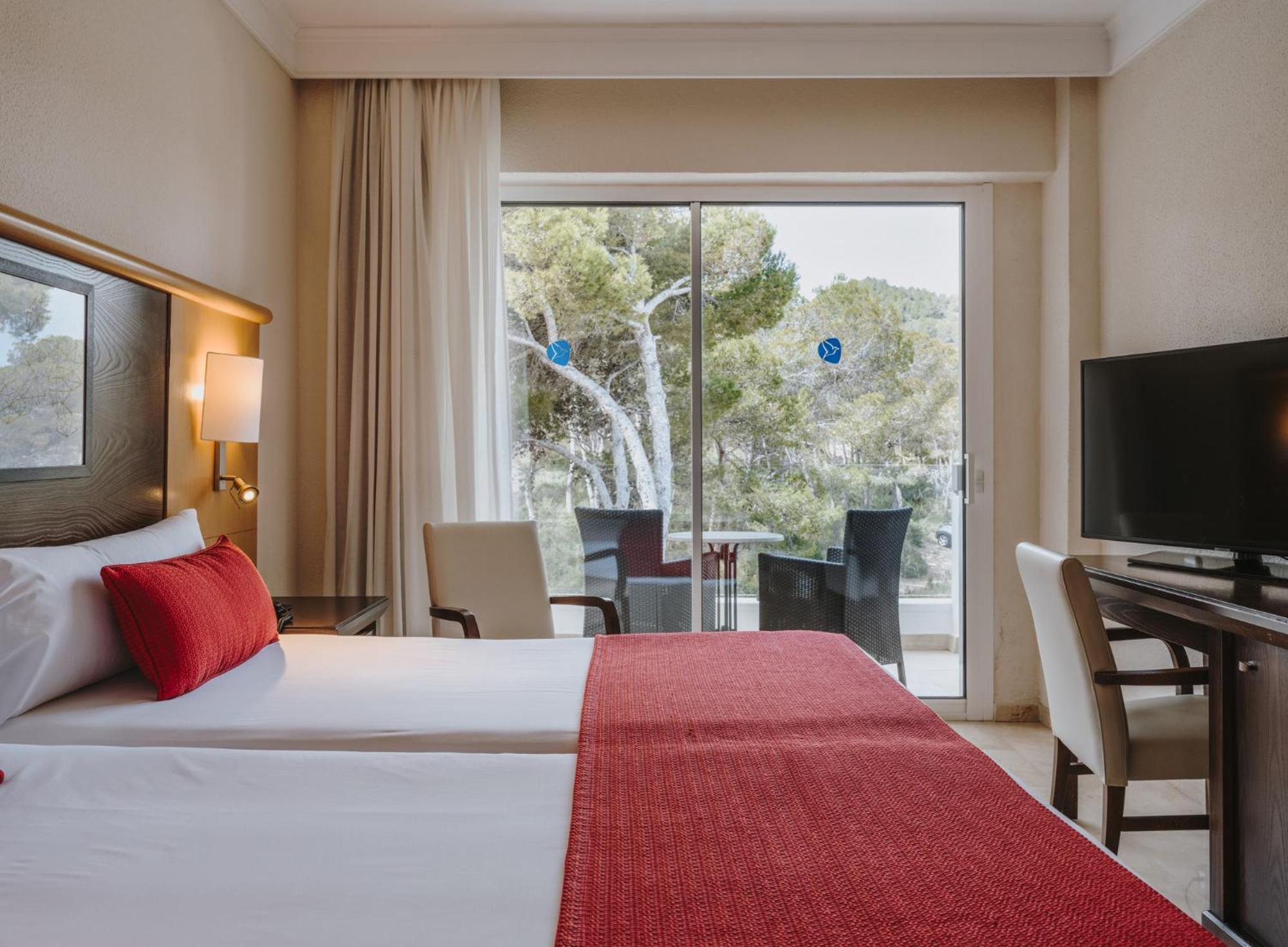 Grupotel Aguait Resort & Spa - Adults Only Cala Ratjada  Bagian luar foto